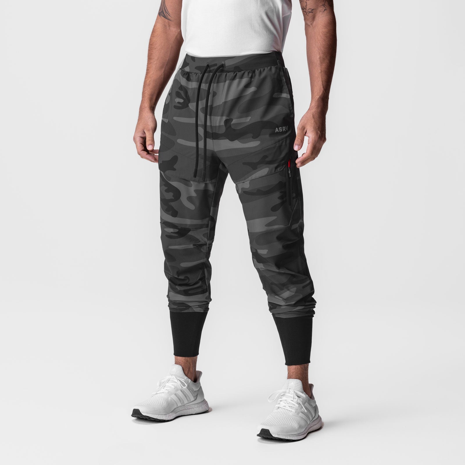 0690. Tetra-Lite® Tech High Rib Jogger - Black Camo