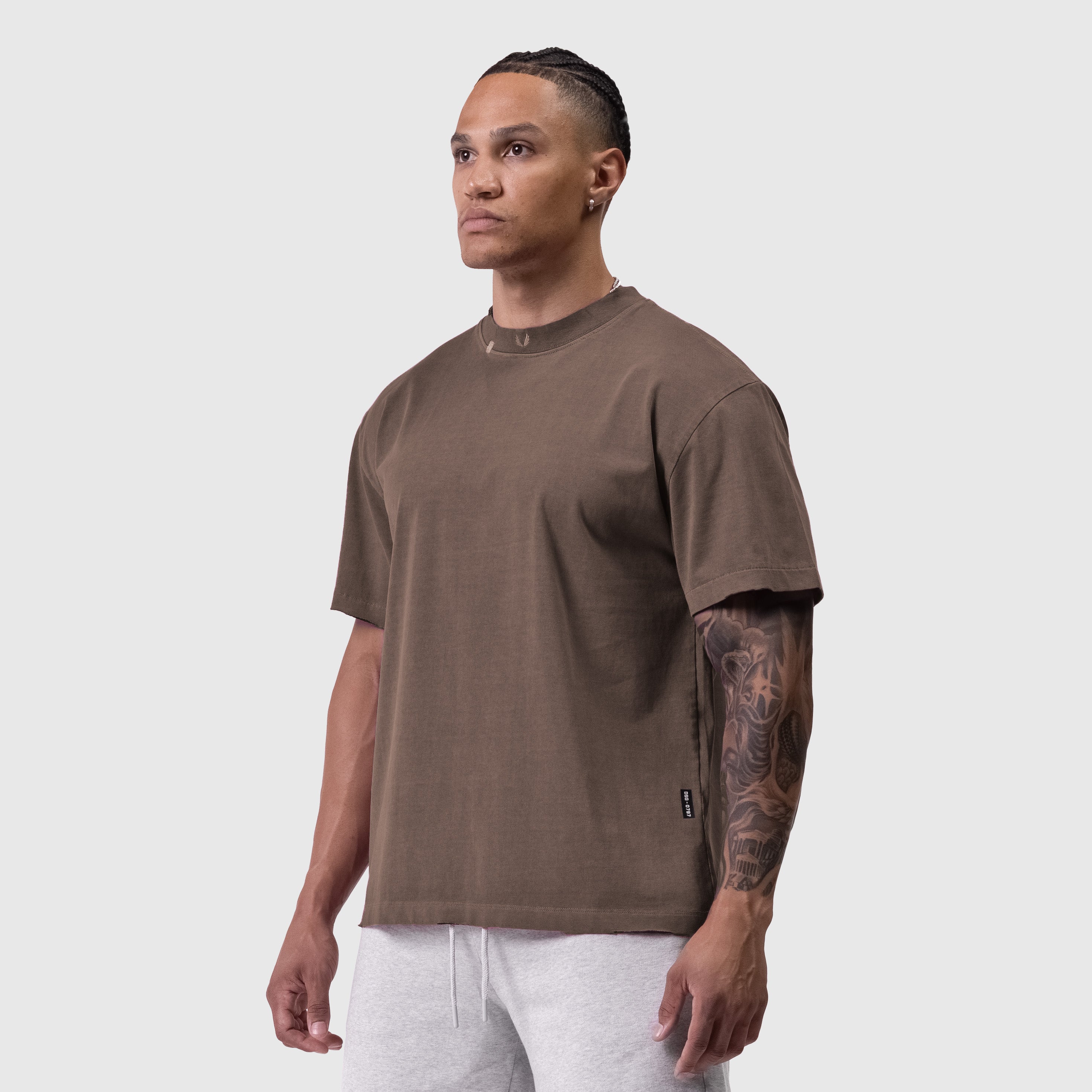 0797. Tech Essential™ Relaxed Tee - Faded Dark Earth