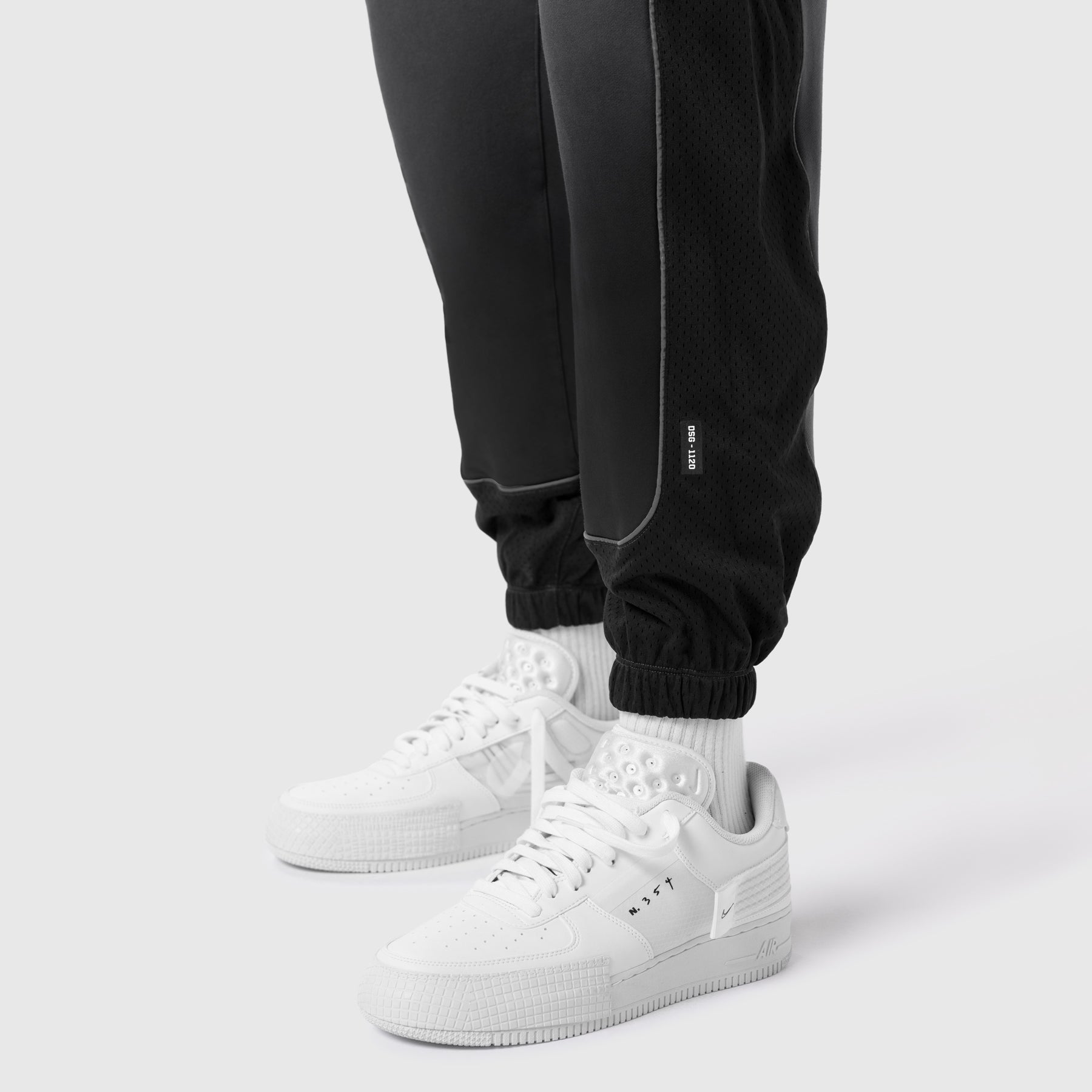 1120. Tech-Terry™ Mesh Panel Sweats - Black "Blade TD"