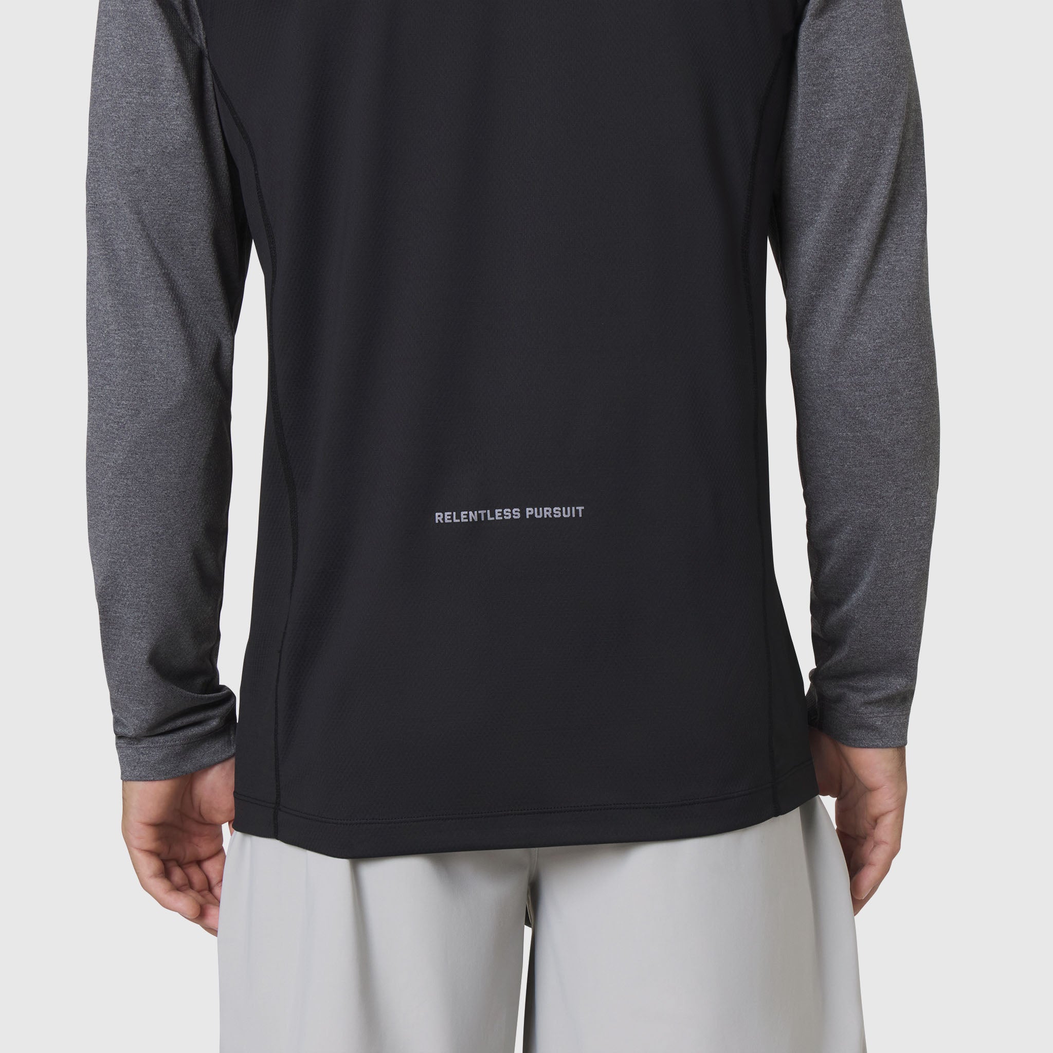 1190. AEROSILVER® UPF50+ Run Long Sleeve - Black