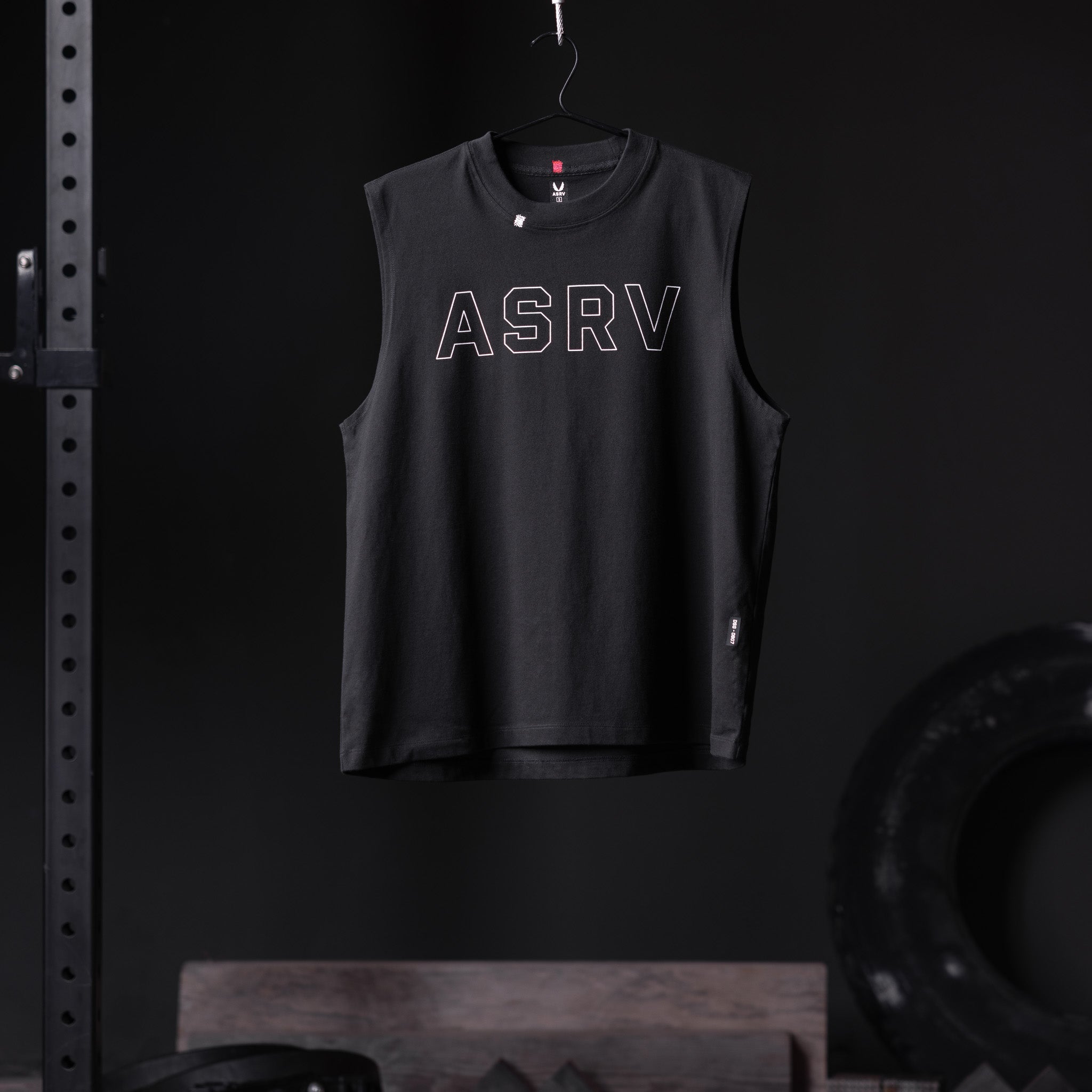 0807. Tech Essential™ Relaxed Cutoff - Black "Outline"