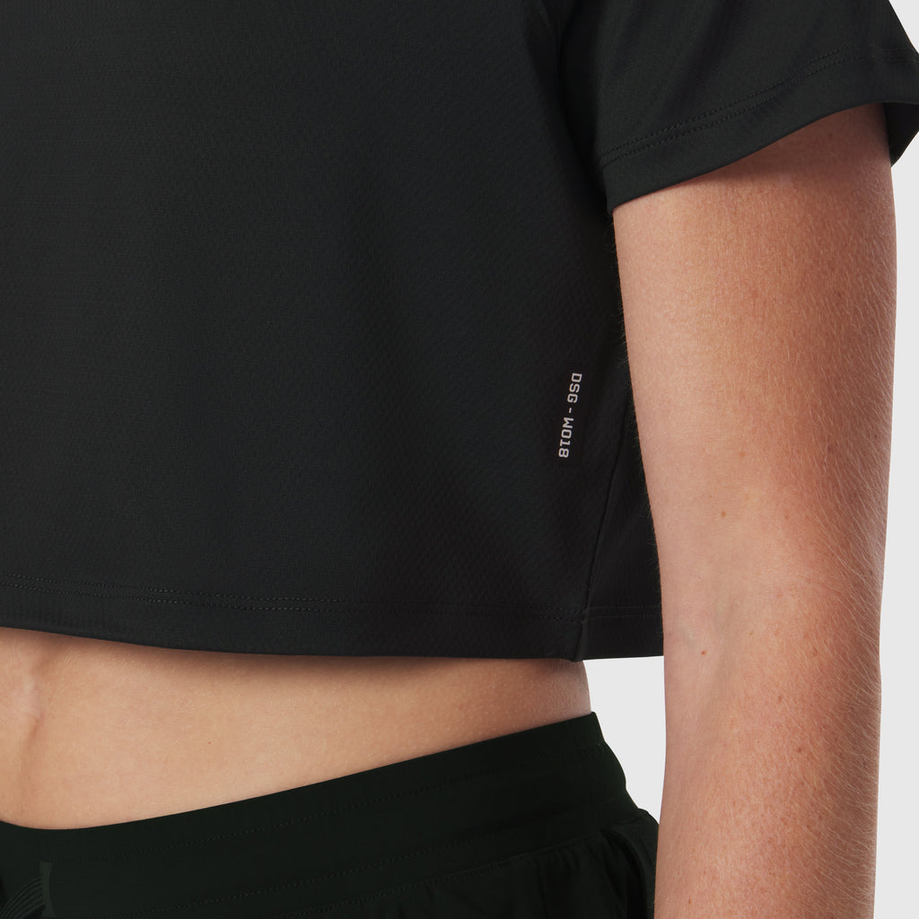 W018. AeroSilver® Cropped Tee - Black