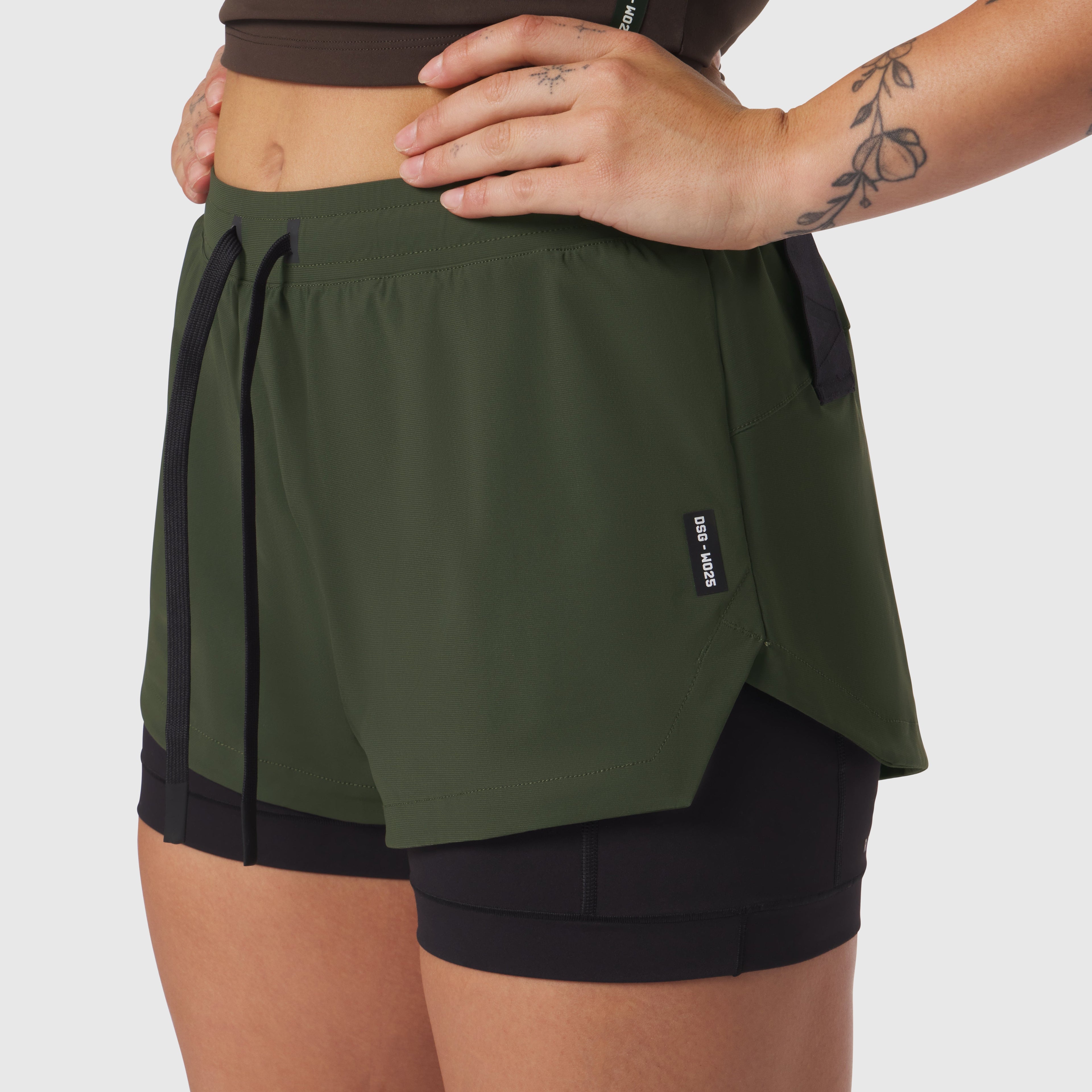 W025. Tetra-Lite® Liner Short - Olive