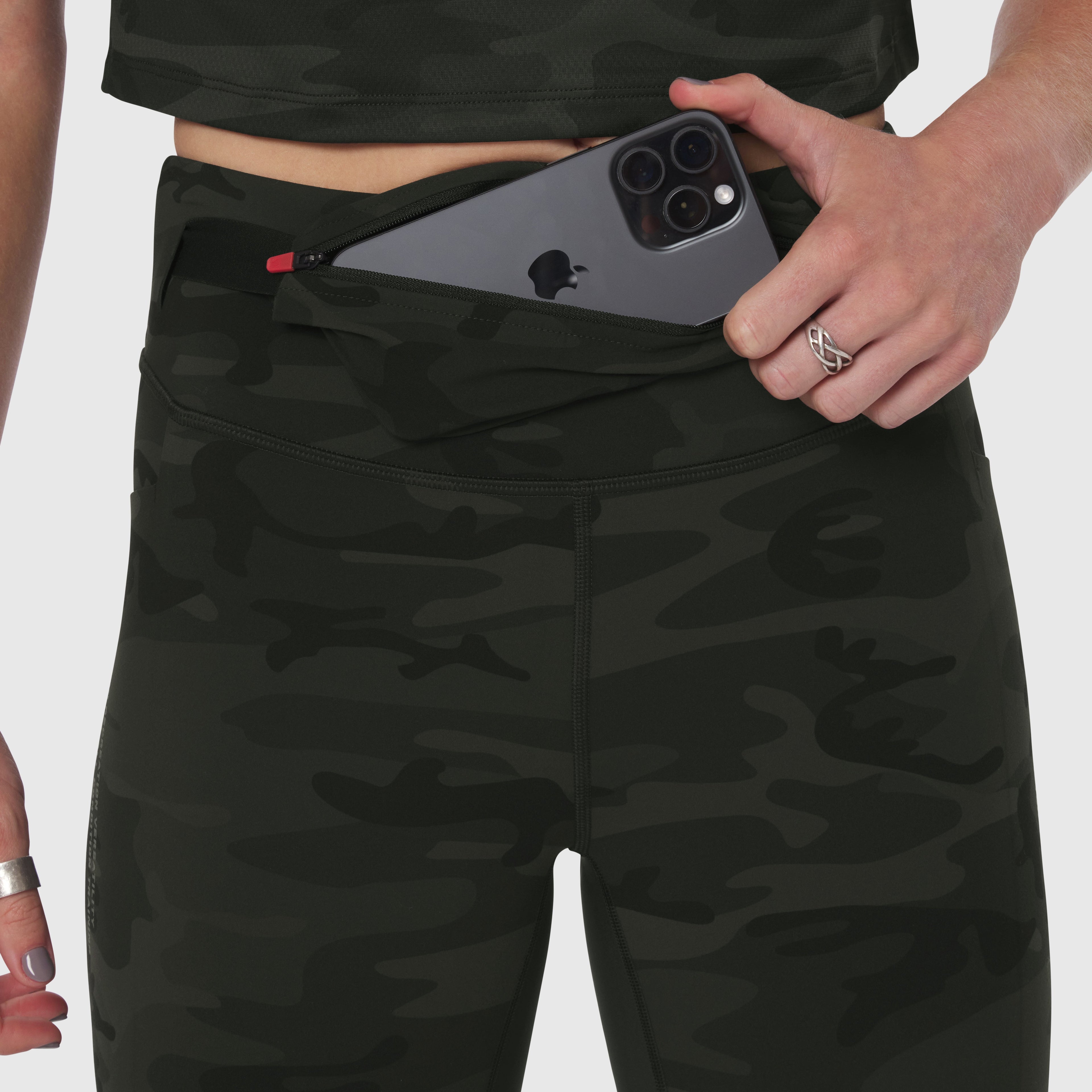 W030. LYCRA® 3-in-1 Legging - Dark Camo