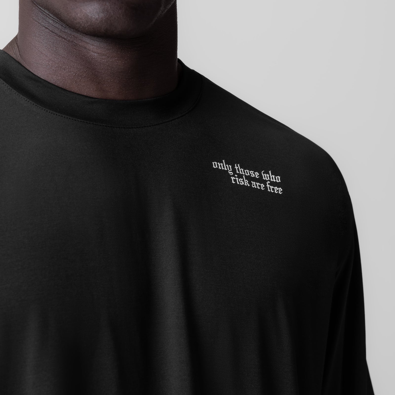 0841. 3D-Lite® 2.0 Lycra® 3/4-Sleeve Oversized Tee - Black "Brush Wings"
