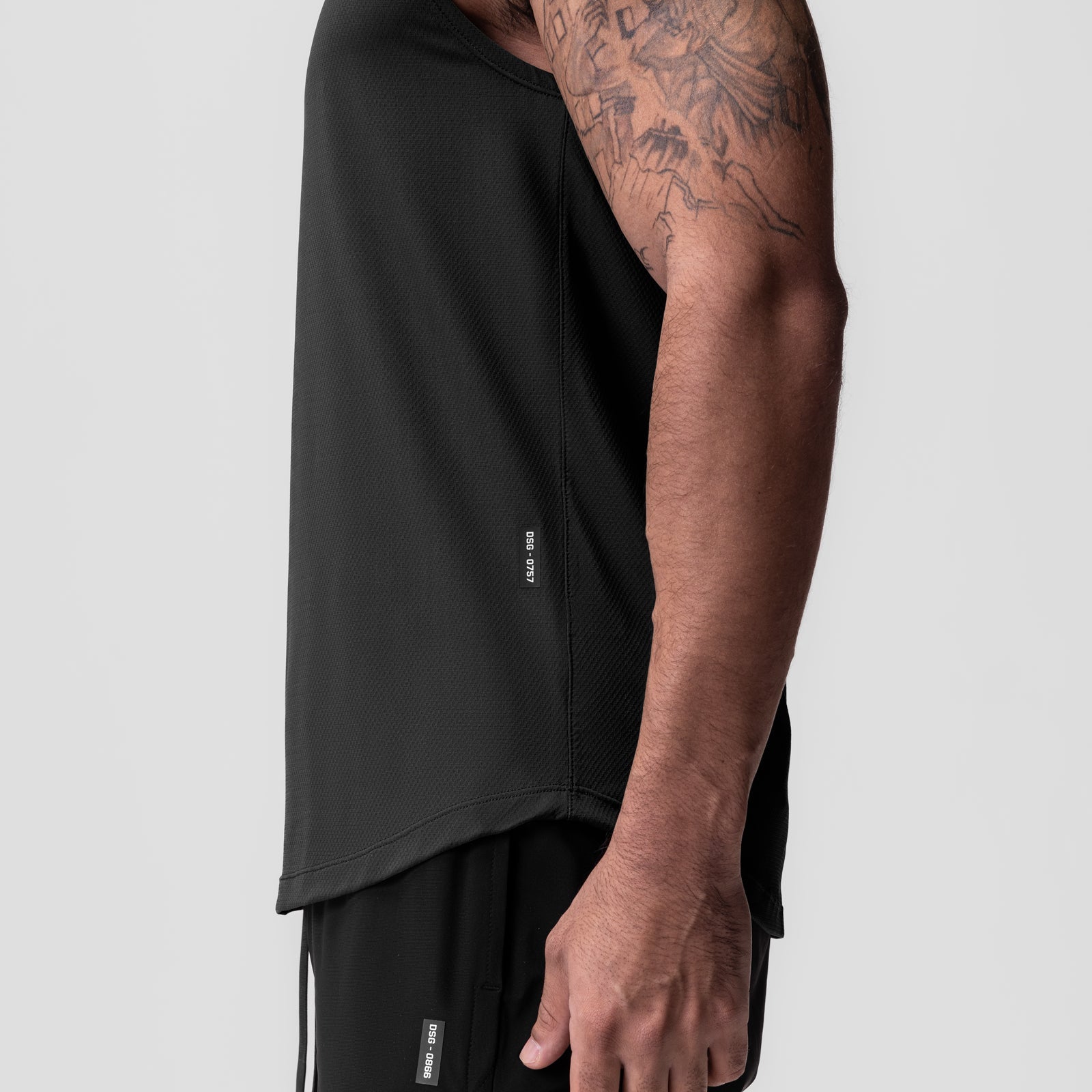 0757. AeroSilver® Cutoff Tank - Black "RP"