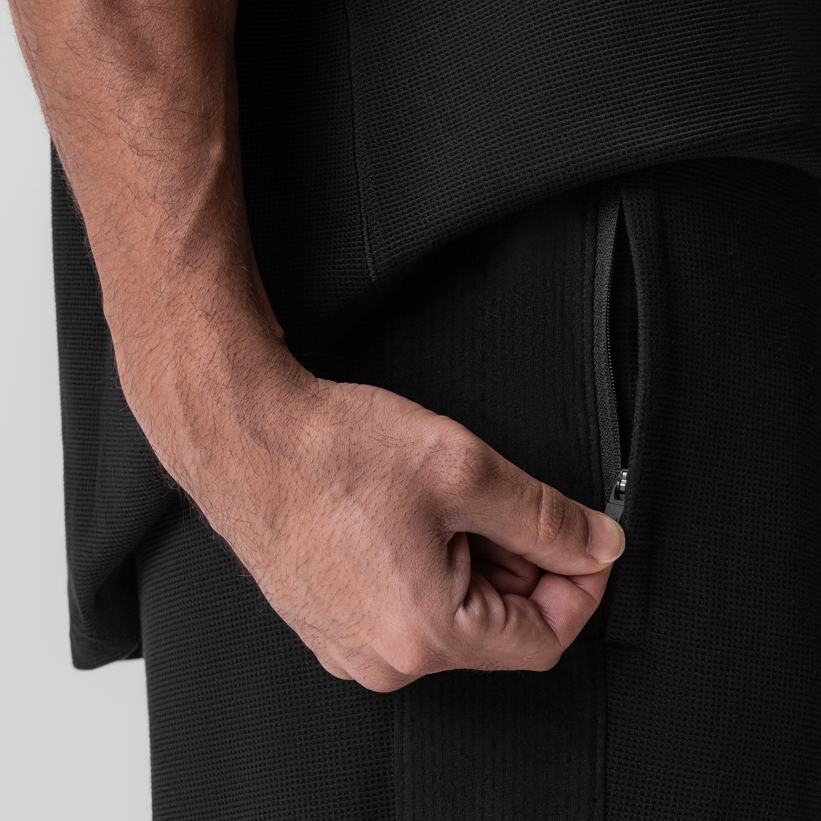 0957. Waffle Knit Relaxed Sweatpant - Black/Black