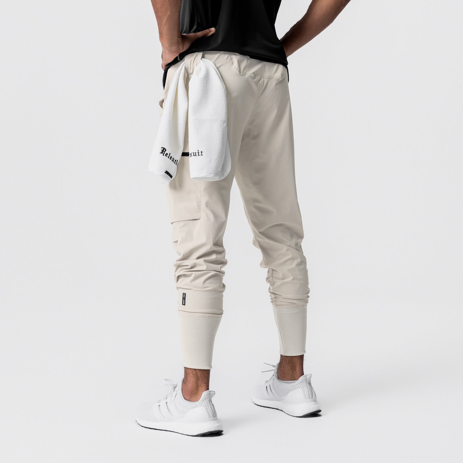 0698. Tetra-Lite® Inlay Pocket High Rib Jogger - Sand Smoke