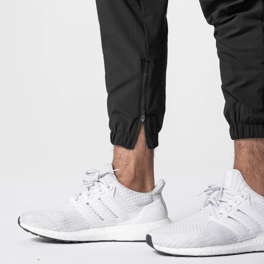 0656. Tetra-Lite® Standard Zip Jogger - Black "Bracket"