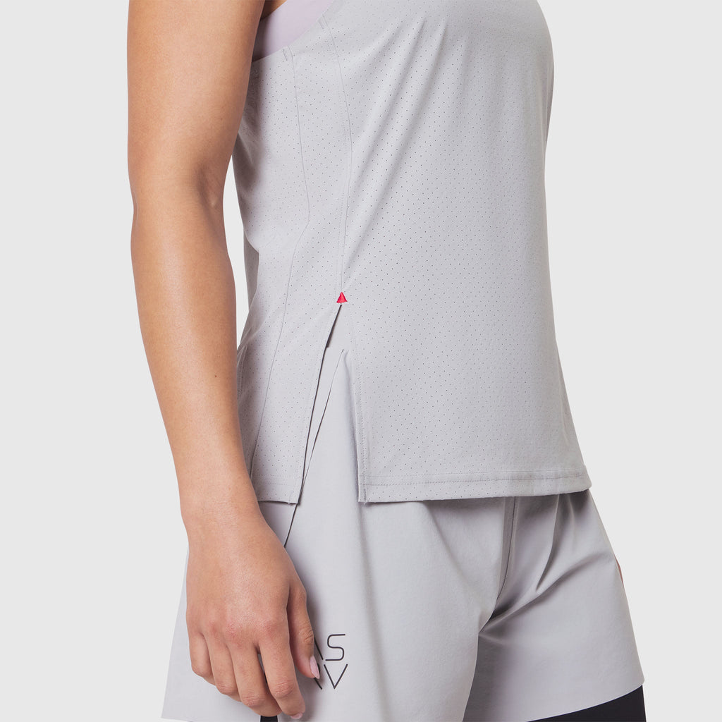 W084. Aerotex™ Perforated Run Tank - Slate Grey