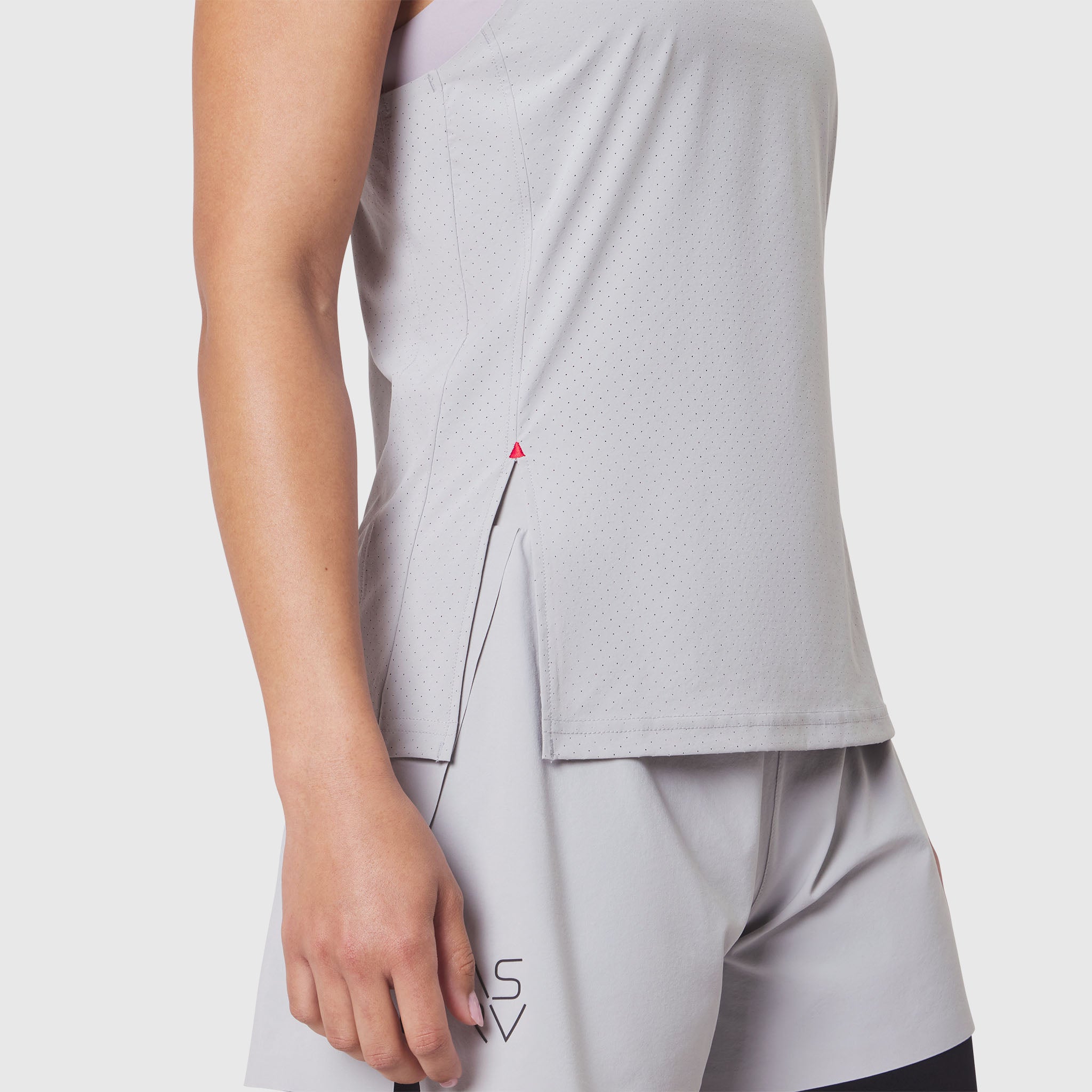 W084. Aerotex™ Perforated Run Tank - Slate Grey